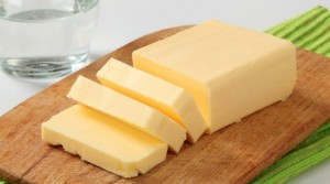 Maslo v Ukraine budet stoit' bolee 100 griven za kilogramm